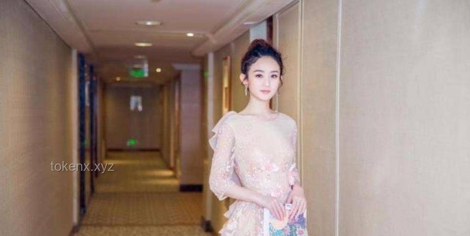 **趙麗穎換攝影師后的蛻變之路：解鎖拍照新姿勢**