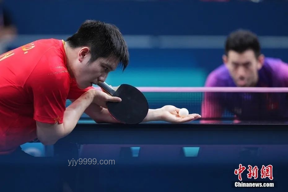 樊振東換衣逆轉(zhuǎn):戰(zhàn)術(shù)與心理的雙重“換裝”藝術(shù) 樊振東換衣逆轉(zhuǎn):戰(zhàn)術(shù)與心理的雙重“換裝”藝術(shù)