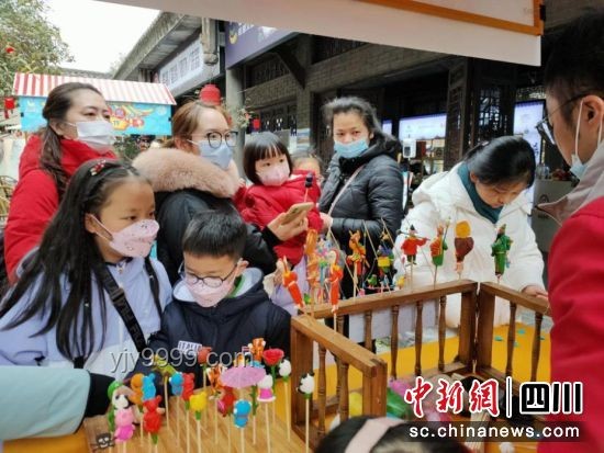 探秘非遺新境：總書記引路，跨界非遺創(chuàng)新行