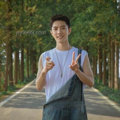 討厭選擇,全買了:消費(fèi)心理與決策簡(jiǎn)化策略分析 討厭選擇,全買了:消費(fèi)心理與決策簡(jiǎn)化策略分析
