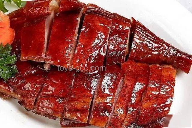 活鴨高價烤鴨低價之謎:產(chǎn)業(yè)鏈與成本控制的深度剖析 活鴨高價烤鴨低價之謎:產(chǎn)業(yè)鏈與成本控制的深度剖析