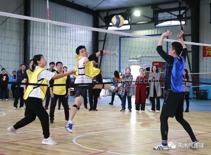 JDG對(duì)戰(zhàn)TTG:電競(jìng)賽場(chǎng)上的心跳瞬間與策略較量 JDG對(duì)戰(zhàn)TTG:電競(jìng)賽場(chǎng)上的心跳瞬間與策略較量