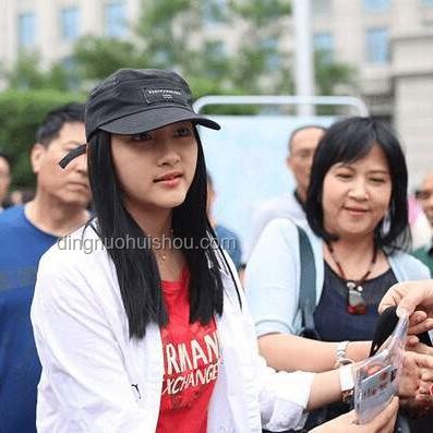 重溫關曉彤高考采訪，笑中有淚的成長啟示????