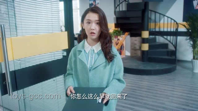 讓“王安宇曾黎母子檔”成影視新風(fēng)向,創(chuàng)新選角引領(lǐng)潮流 讓“王安宇曾黎母子檔”成影視新風(fēng)向,創(chuàng)新選角引領(lǐng)潮流
