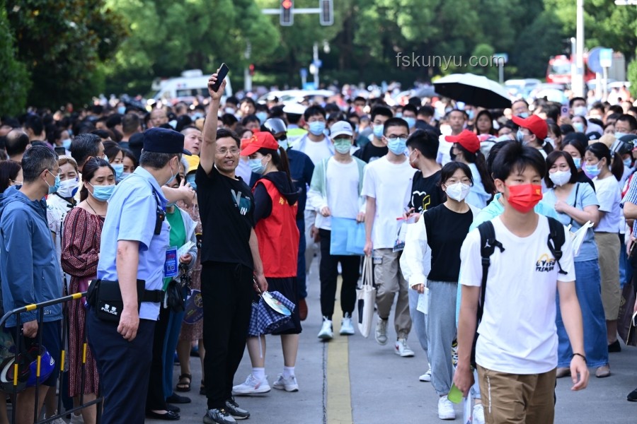被錄取仍赴考,未來高考生態(tài)新趨勢? 被錄取仍赴考,未來高考生態(tài)新趨勢?