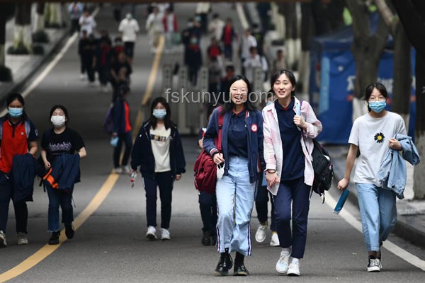 被錄取仍赴考,未來高考生態(tài)新趨勢? 被錄取仍赴考,未來高考生態(tài)新趨勢?