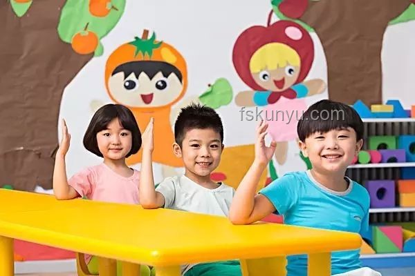 幼兒園“離婚”風波，老爸的五門娃娃親奇遇