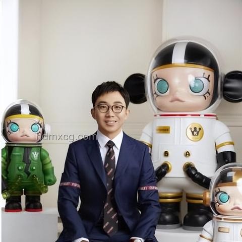 初代LABUBU天價(jià)成交,潮玩經(jīng)濟(jì)新趨勢(shì)展望 初代LABUBU天價(jià)成交,潮玩經(jīng)濟(jì)新趨勢(shì)展望