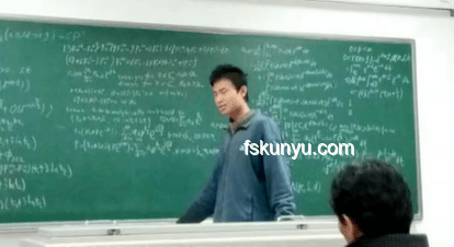 韋東奕婉拒采訪背后:輿論影響與學(xué)術(shù)寧?kù)o 韋東奕婉拒采訪背后:輿論影響與學(xué)術(shù)寧?kù)o
