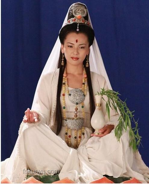 長得不驚艷,卻成公認美女?魅力揭秘? 長得不驚艷,卻成公認美女?魅力揭秘?