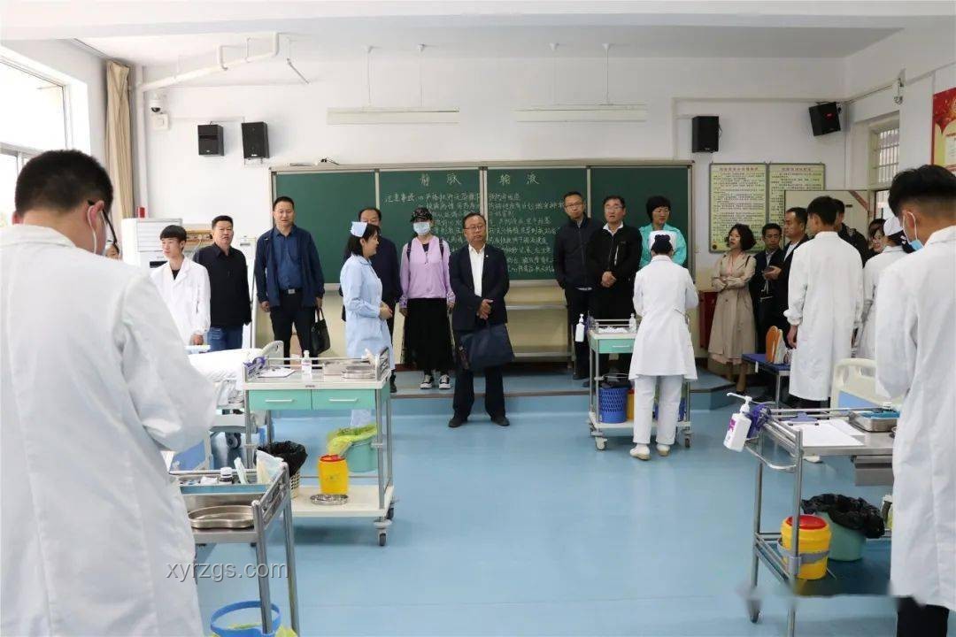 網(wǎng)貸圍獵大學(xué)生?防范指南來(lái)啦! 網(wǎng)貸圍獵大學(xué)生?防范指南來(lái)啦!