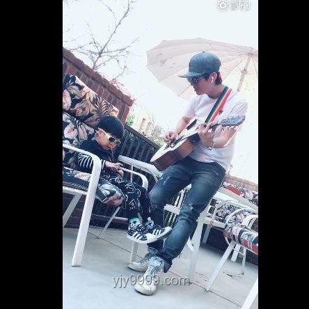 陳楚生父子對話啟示:非第一亦英雄的創(chuàng)新思維 陳楚生父子對話啟示:非第一亦英雄的創(chuàng)新思維