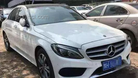 奔馳車高速失控背后:前車主遠(yuǎn)程劫車的深度分析 奔馳車高速失控背后:前車主遠(yuǎn)程劫車的深度分析