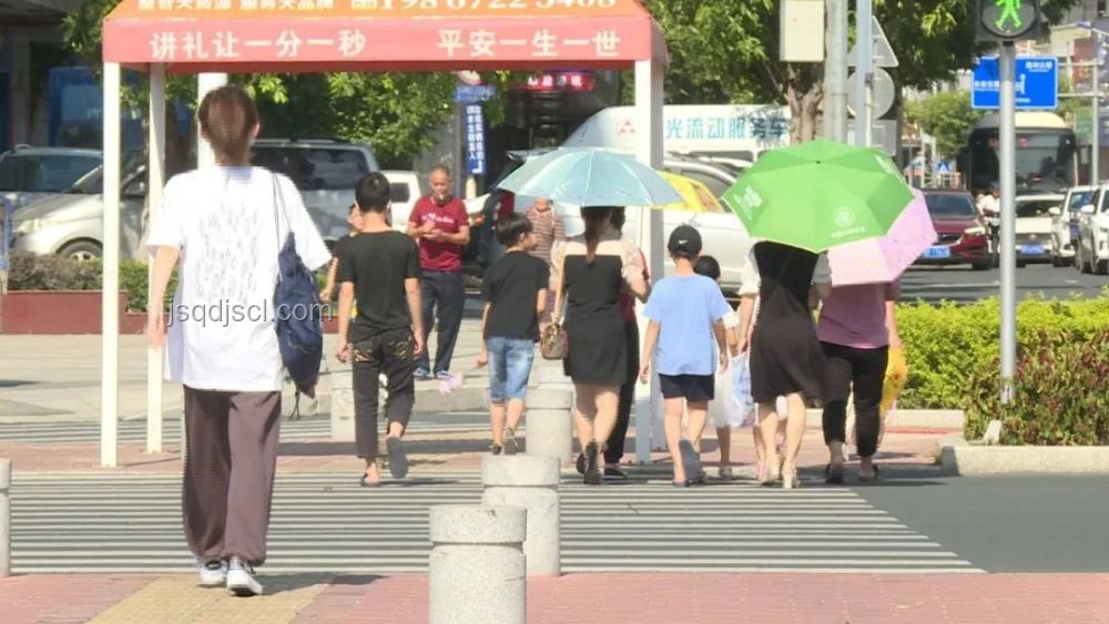 騎行安全警鐘：男孩事故凸顯自行車安全防護(hù)缺失
