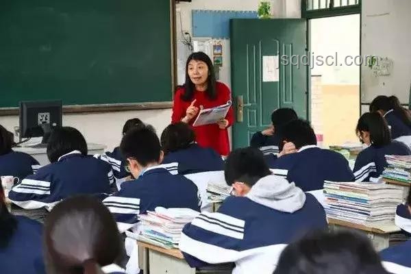 北大退學(xué)復(fù)讀清華現(xiàn)象透視:教育選擇與個性追求 北大退學(xué)復(fù)讀清華現(xiàn)象透視:教育選擇與個性追求