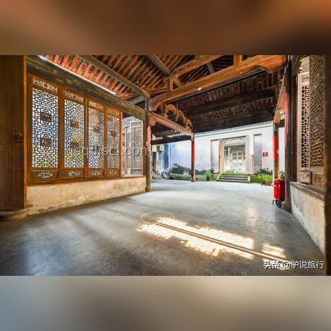 張愛玲教授隕落啟示：語(yǔ)言藝術(shù)與科技融合的創(chuàng)新之路