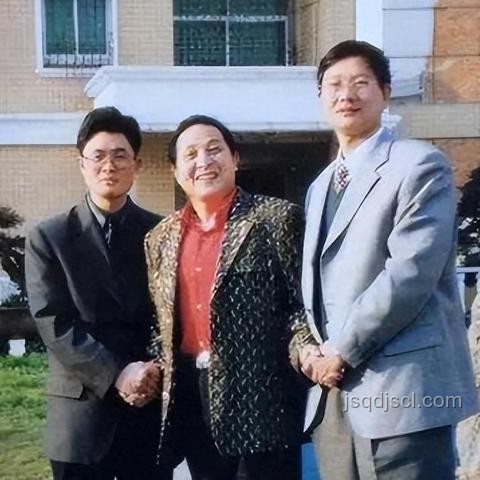 物理老師道歉引發(fā)的信任重構(gòu)案例研究：不敢全信到深信不疑