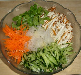 一代人有一代人的涼拌菜,餐桌上的時光印記 一代人有一代人的涼拌菜,餐桌上的時光印記