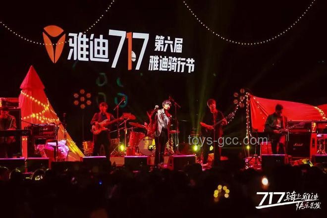 王翊恩張靚穎合唱:跨界合作引領音樂新風尚 王翊恩張靚穎合唱:跨界合作引領音樂新風尚