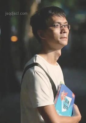 唐尚珺啟示：非傳統(tǒng)路徑下的成長躍遷，復讀之外的創(chuàng)新思維