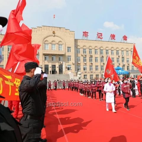 廣州凌晨白衣列隊(duì)行走指南：安全策劃與參與技巧