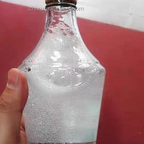 白酒泡沫破滅，我與經(jīng)銷商的共患難之路??,挑戰(zhàn),轉(zhuǎn)型,反思,重生