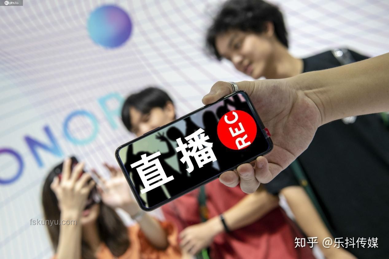 書卷一夢主創(chuàng)抖音直播:從零到一的直播之旅??? 書卷一夢主創(chuàng)抖音直播:從零到一的直播之旅???