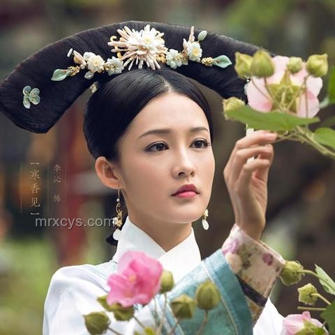 《紅樓夢》女性群像:用現(xiàn)代視角解構(gòu)現(xiàn)實悲劇的創(chuàng)新解讀 《紅樓夢》女性群像:用現(xiàn)代視角解構(gòu)現(xiàn)實悲劇的創(chuàng)新解讀