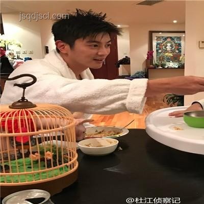 親情安全與教育:孫女阻止?fàn)敔斚潞訐仆婢叩男袠I(yè)洞察 親情安全與教育:孫女阻止?fàn)敔斚潞訐仆婢叩男袠I(yè)洞察