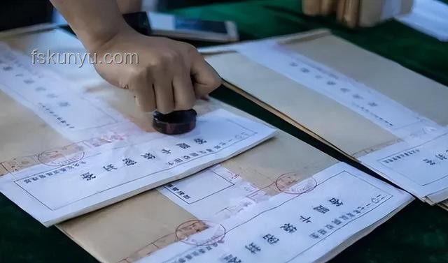 3名學(xué)生竊取售賣保密試卷與誠(chéng)信考生行為對(duì)比分析