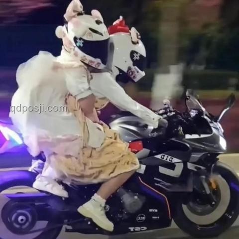 21歲機車少年意外車禍離世:預(yù)防與應(yīng)對方案 21歲機車少年意外車禍離世:預(yù)防與應(yīng)對方案