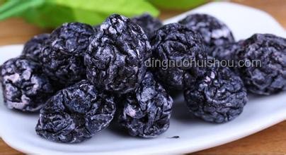 東洋烏梅與傳統(tǒng)烏梅:風(fēng)味與健康效益對(duì)比 東洋烏梅與傳統(tǒng)烏梅:風(fēng)味與健康效益對(duì)比