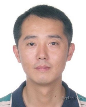 身份證照片戴眼鏡規(guī)范變化與行業(yè)影響 身份證照片戴眼鏡規(guī)范變化與行業(yè)影響