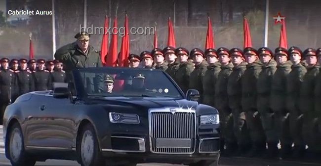 240萬粉絲軍火區(qū)UP主座駕揭秘:老李船長豪車首次亮相! 240萬粉絲軍火區(qū)UP主座駕揭秘:老李船長豪車首次亮相!