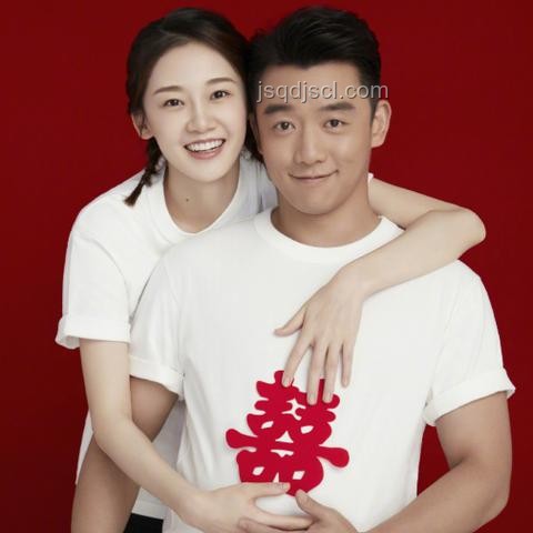 魏晨結(jié)婚證領(lǐng)取地背后的娛樂行業(yè)情感營銷洞察 魏晨結(jié)婚證領(lǐng)取地背后的娛樂行業(yè)情感營銷洞察