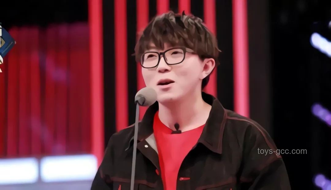 單依純退賽啟示:理解“做不來所有人的天后” 單依純退賽啟示:理解“做不來所有人的天后”