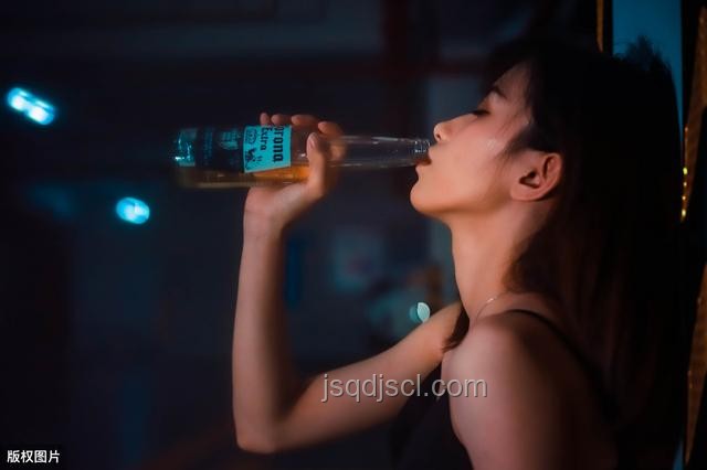 女子被不明毒蛇咬傷致凝血崩潰案例研究