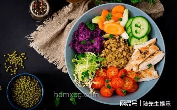 家庭喜悅與消費選擇對比:“長心”喜悅VS 14元大盒飯 家庭喜悅與消費選擇對比:“長心”喜悅VS 14元大盒飯