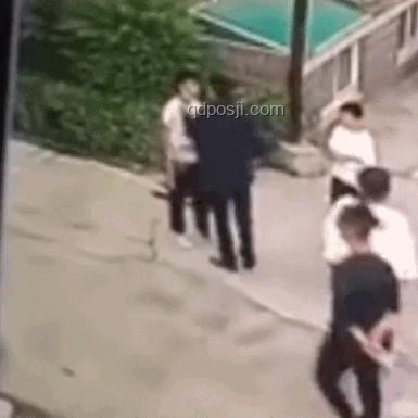 5名未成年毆打15歲男生:防范與應(yīng)對(duì)指南 5名未成年毆打15歲男生:防范與應(yīng)對(duì)指南
