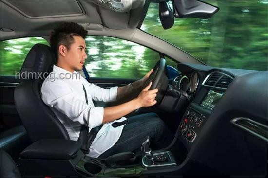 余承東誤傳“開車睡覺”事件解決方案：澄清事實(shí)，合規(guī)處理