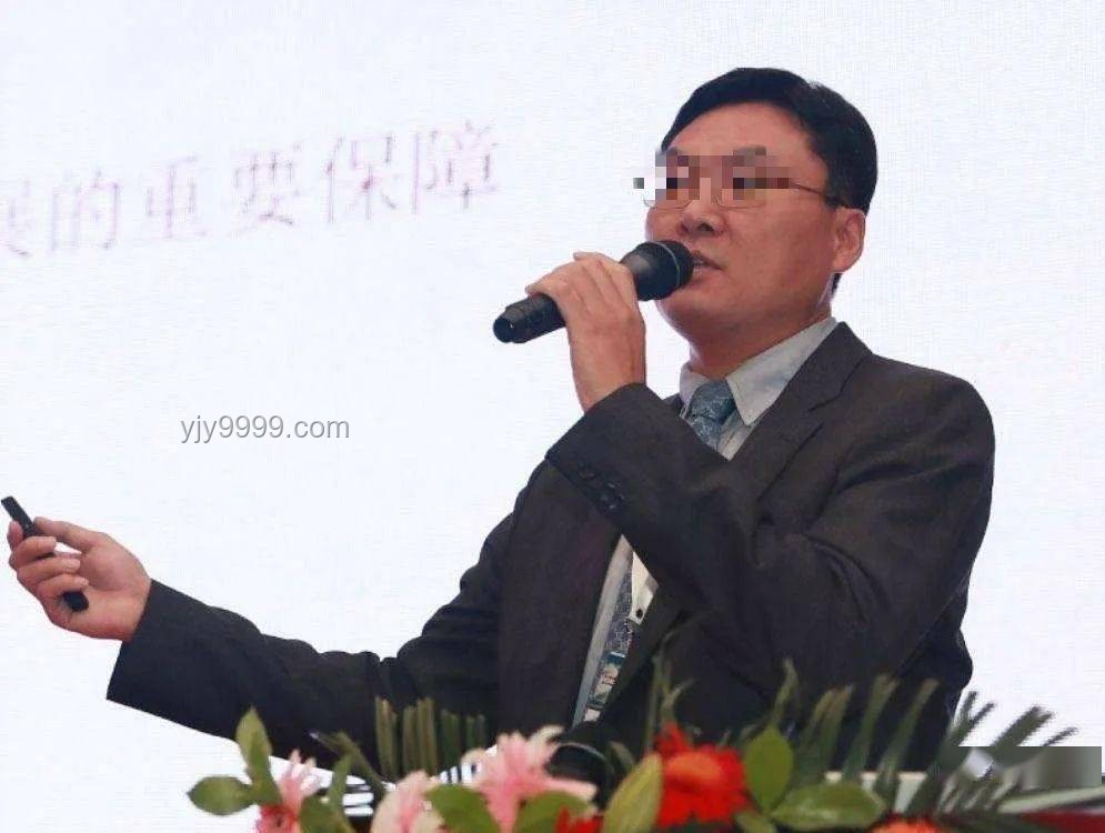 南京紅老頭系38歲男子焦某某：網(wǎng)絡身份錯位的警示案例