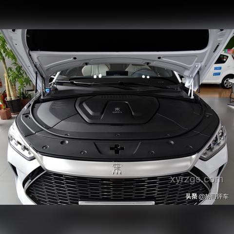 比亞迪突破媲美L4級智能泊車：行業(yè)現(xiàn)狀、挑戰(zhàn)與未來展望