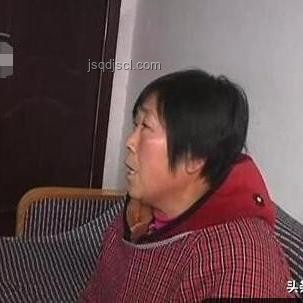 為涉黑母親辯護(hù)的基層法官被拘：?jiǎn)栴}解決方案