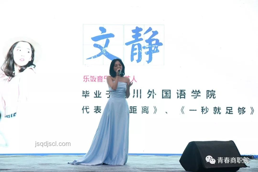 周董歌曲深度聆聽(tīng)案例研究：精選五首，音樂(lè)魅力解析