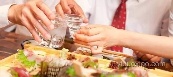 腎衰死亡案例警示：天熱飲水需謹(jǐn)慎