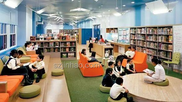 暑假圖書館爆滿啟示：縮小孩子差距，重在學(xué)校之外的培養(yǎng)